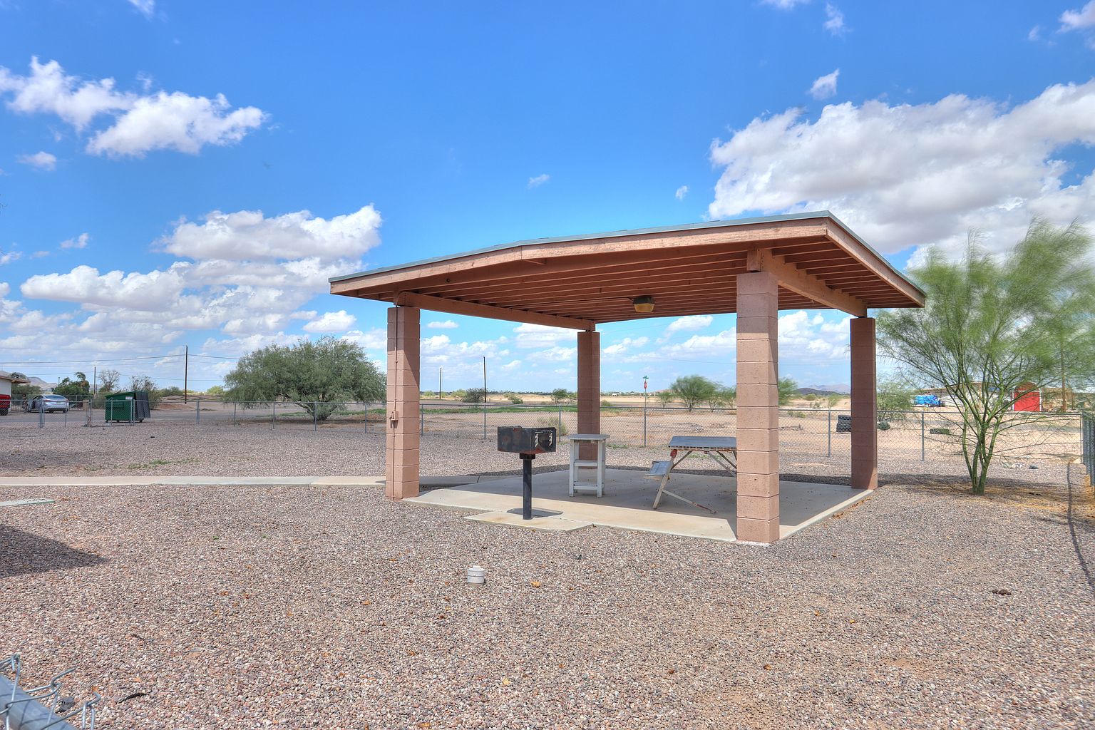 4215 N Granada Dr photo 4