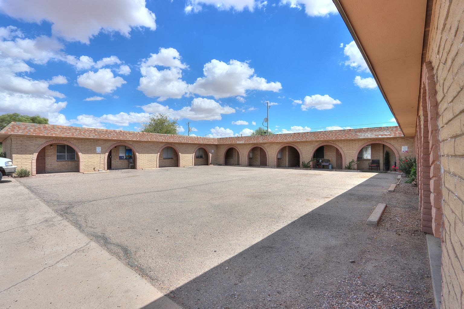 4215 N Granada Dr photo 3