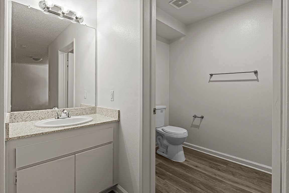 2 br / 2.0 ba, $2450 photo 4