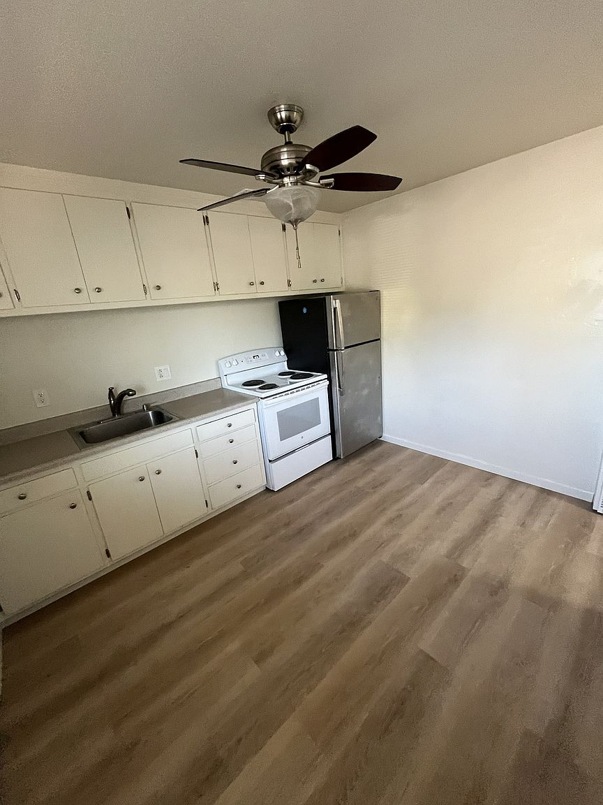 20392 Park Way photo 3