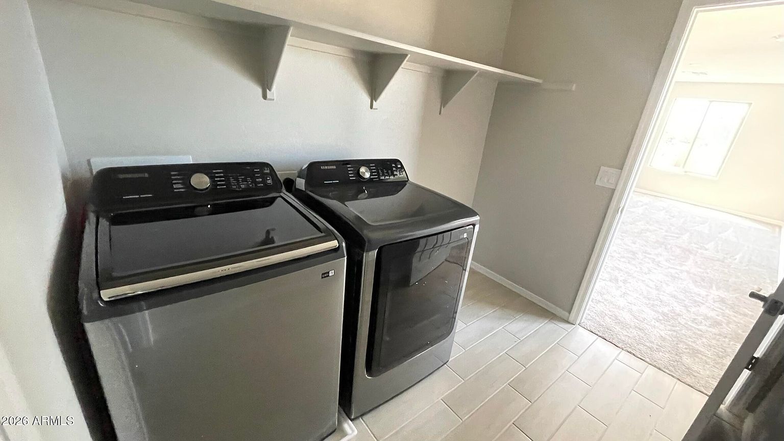 9430 E Sector Dr photo 3
