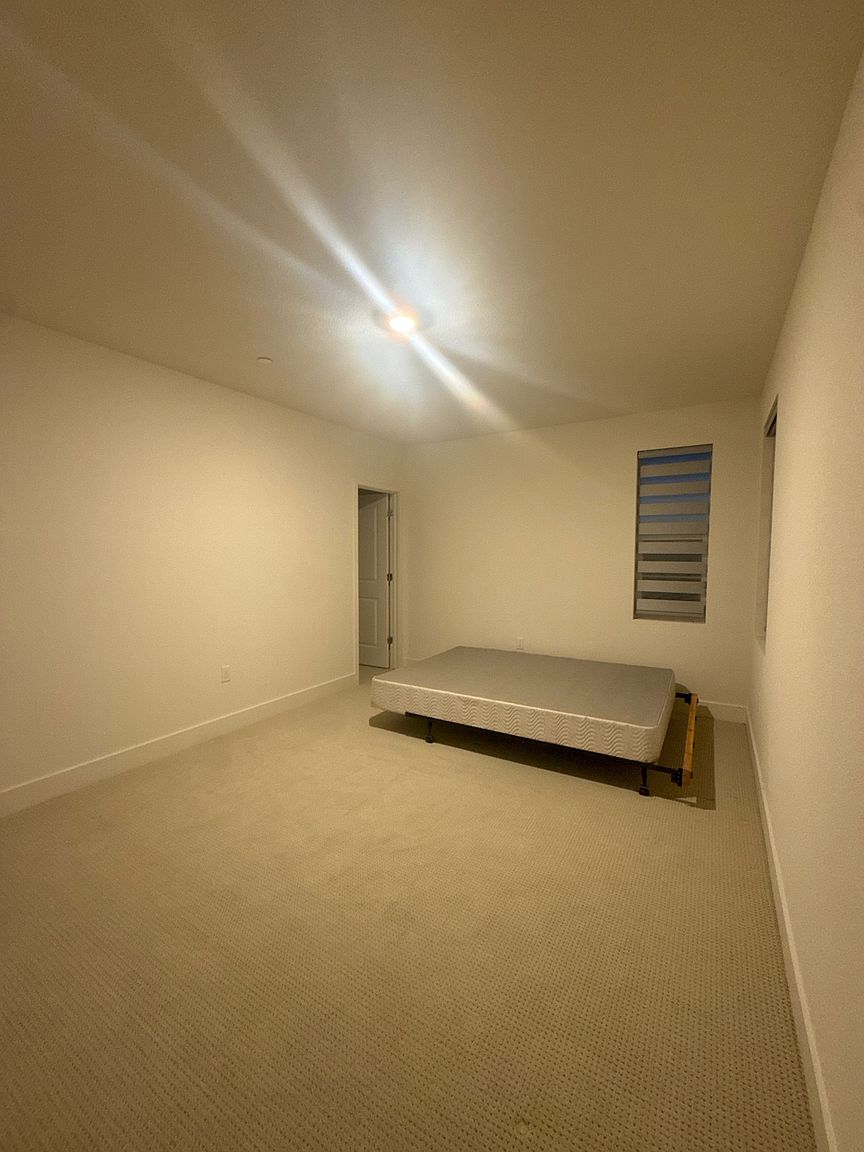 5699 Horizon Pkwy photo 4