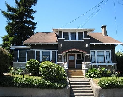 1BR/1BA Apartment on 7th St · Petaluma photo 2