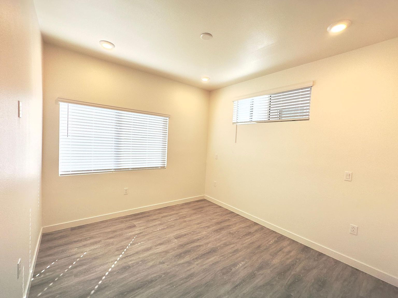 4015 Logan Ave photo 3