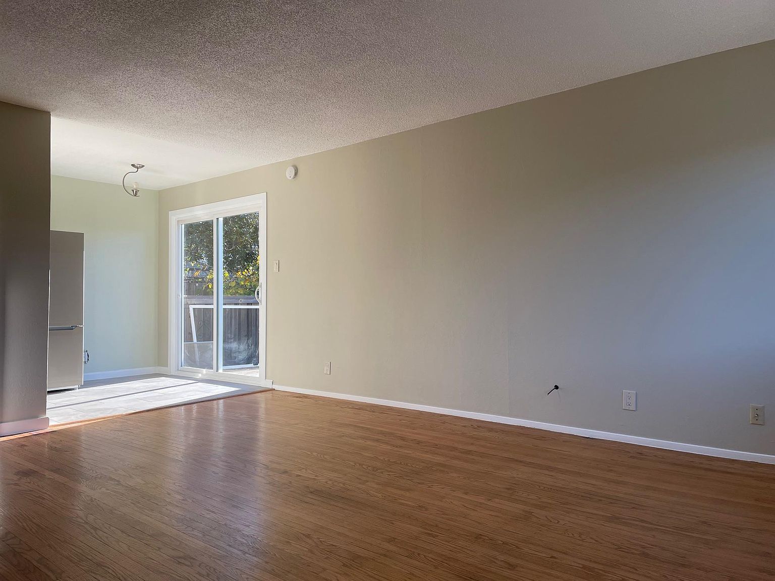 2612 San Luis St photo 3