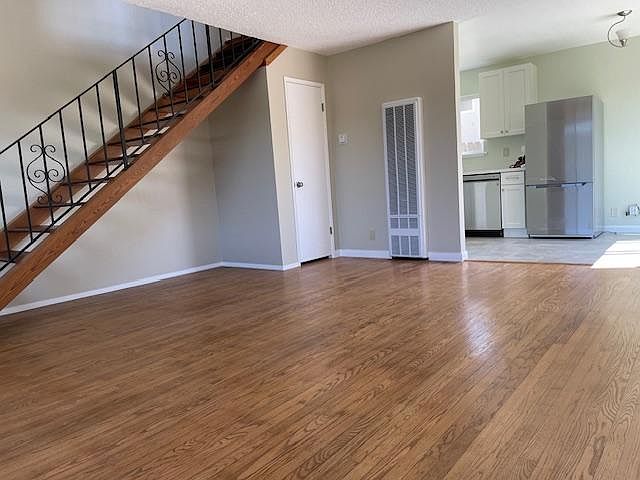 2612 San Luis St photo 5