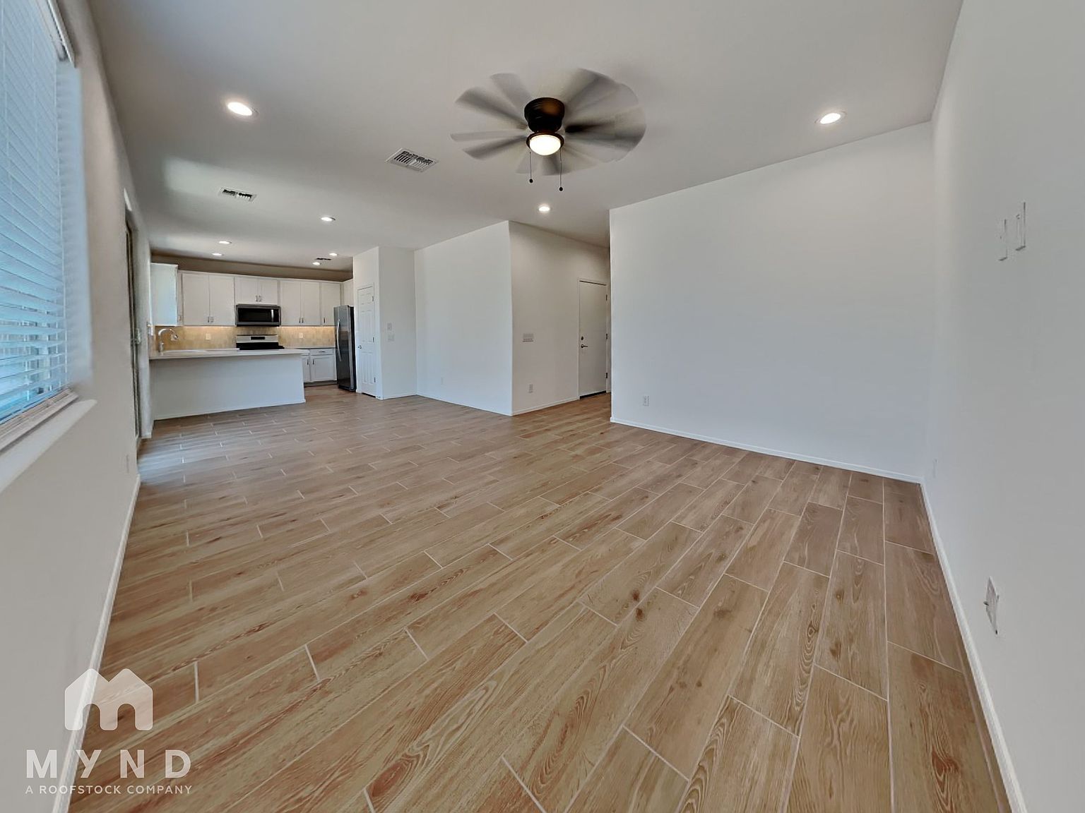 10758 W McKinley St photo 3
