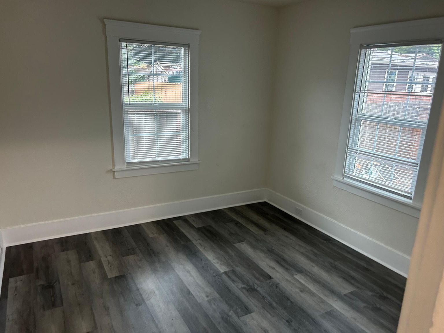 22441 Dole Way photo 4
