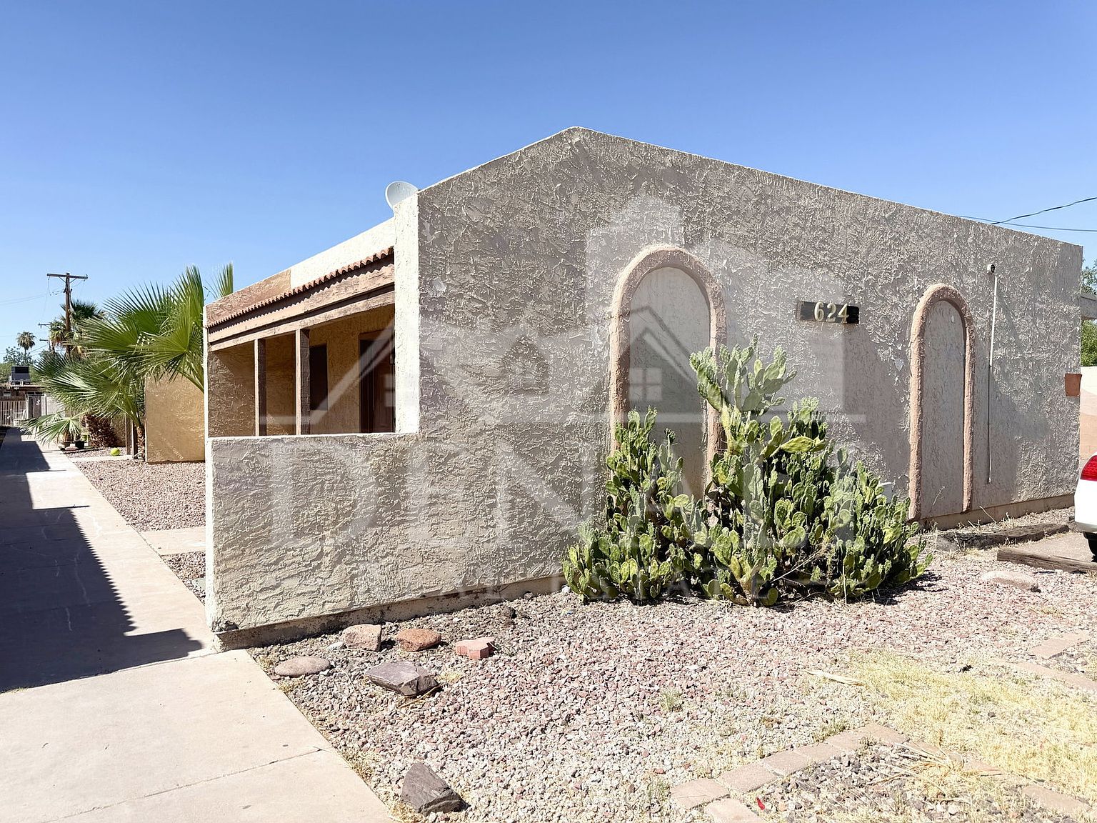 624 E Marilyn Ave Mesa, AZ 85204 photo 2