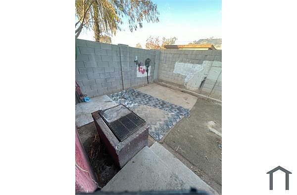 3750 W Latham St photo 4