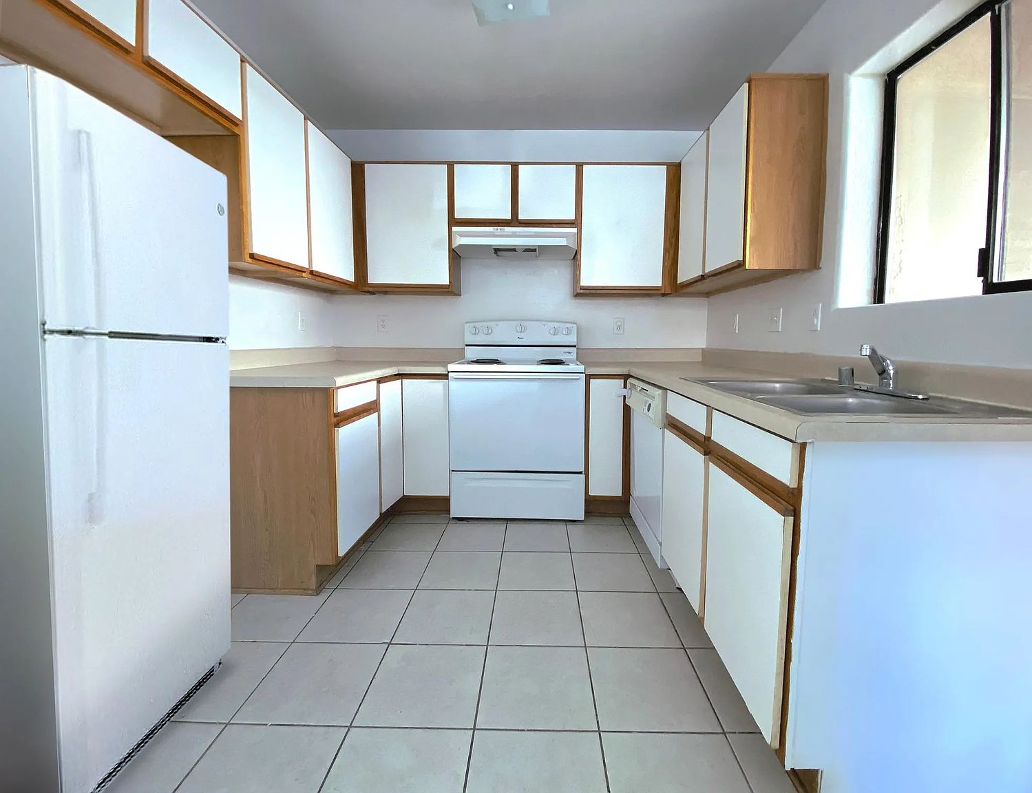 414 E 10th Ave photo 4