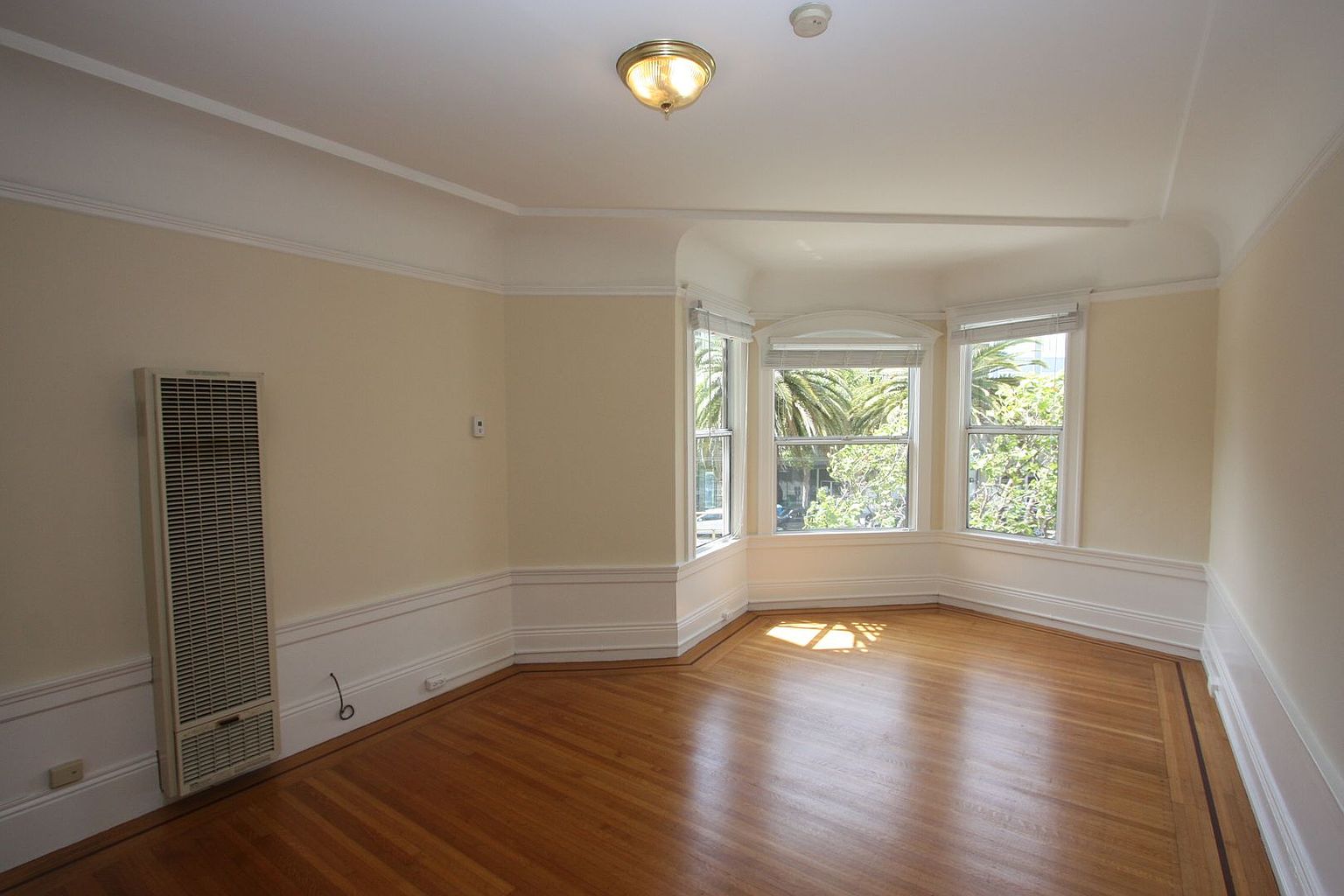 0BR/1BA Apartment on Market St Unit 02 · San Francisco photo 2