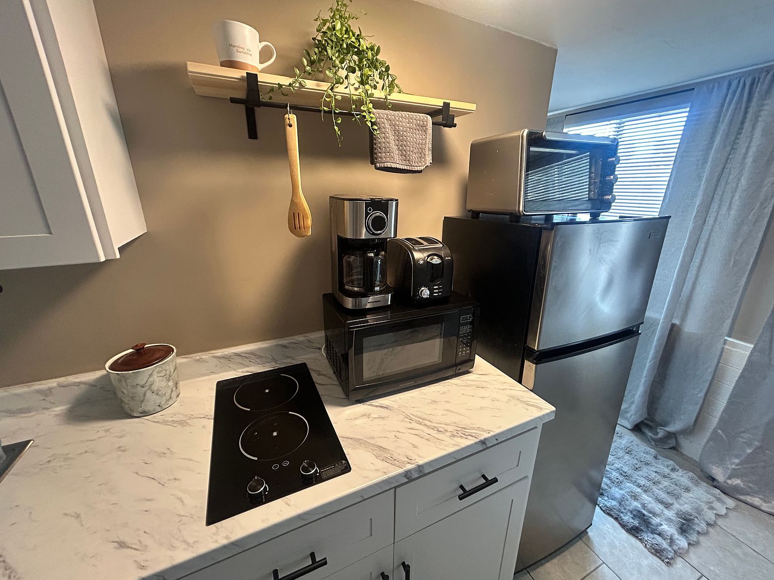 8916 North 10th Street, Unit A Rental photo 3