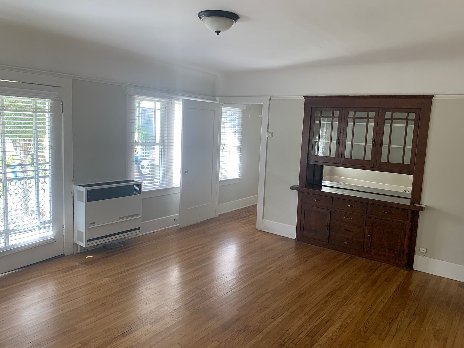 4057 Park Blvd photo 2