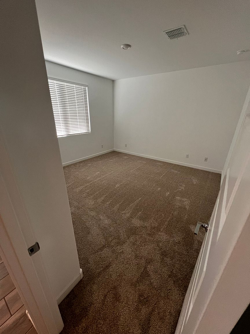 11163 W Luxton Ln photo 4