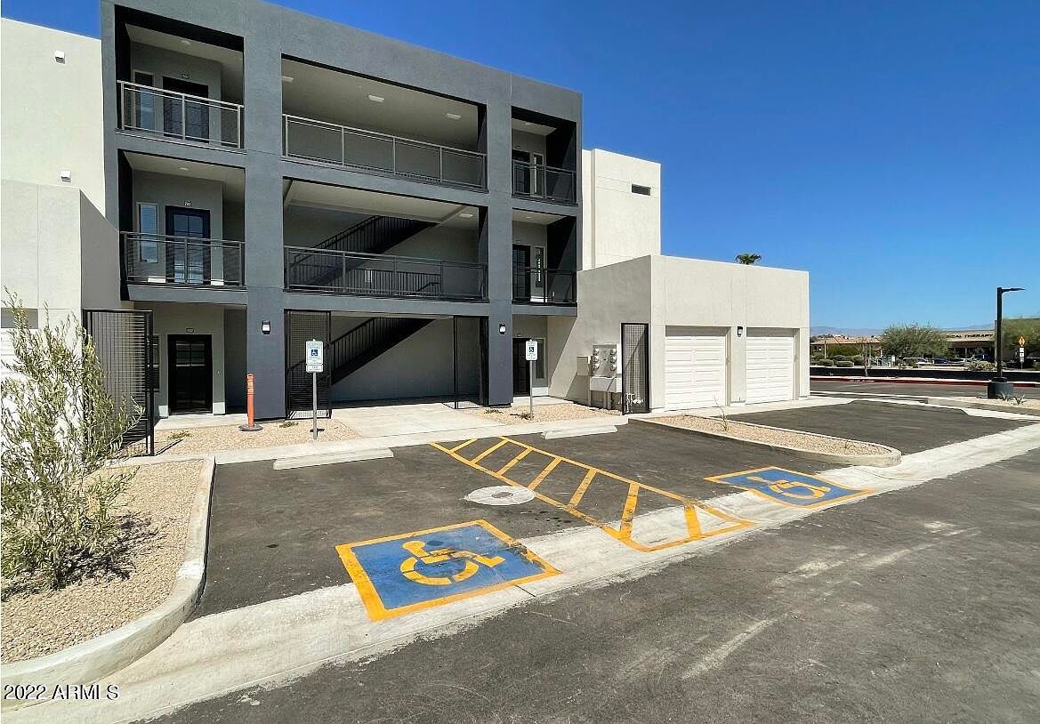 12412 N Saguaro Blvd Fountain Hills, AZ 85268 photo 3