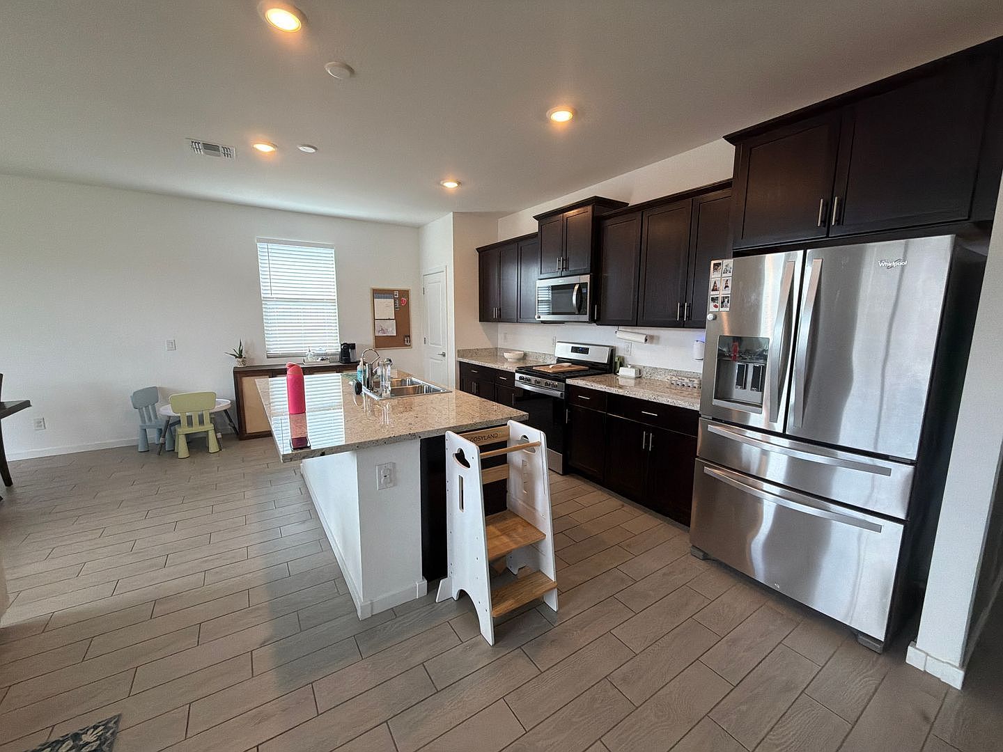 16017 W Smoketree Dr photo 2