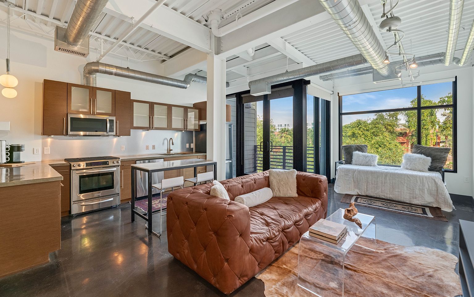 4020 N Scottsdale Rd Scottsdale, AZ 85251 photo 2