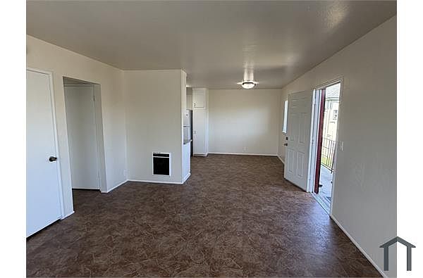 849 37th St photo 3