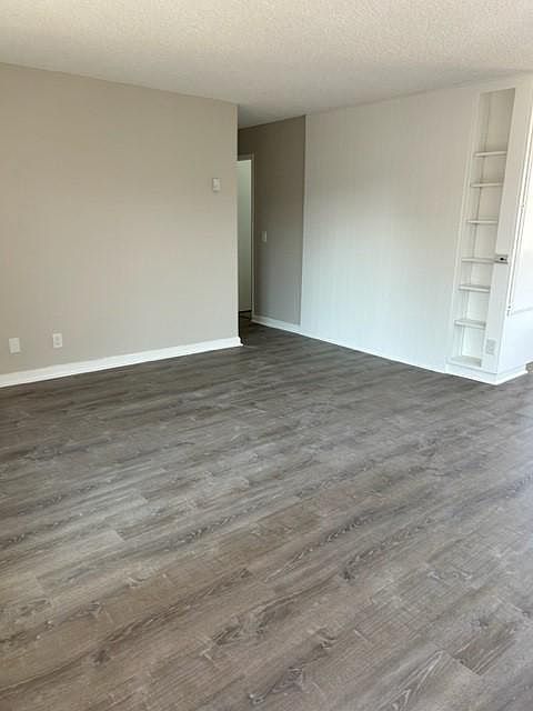 4174 Iowa St photo 5
