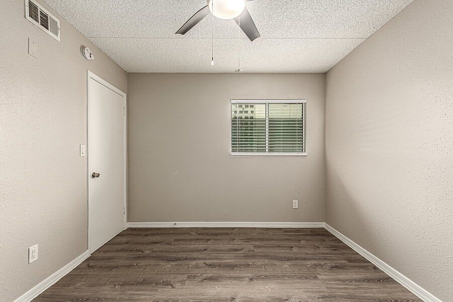 6730 N 17th Ave Phoenix, AZ 85015 photo 5