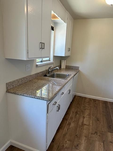 1221 Floribunda Avenue, Burlingame, CA 94010 photo 4