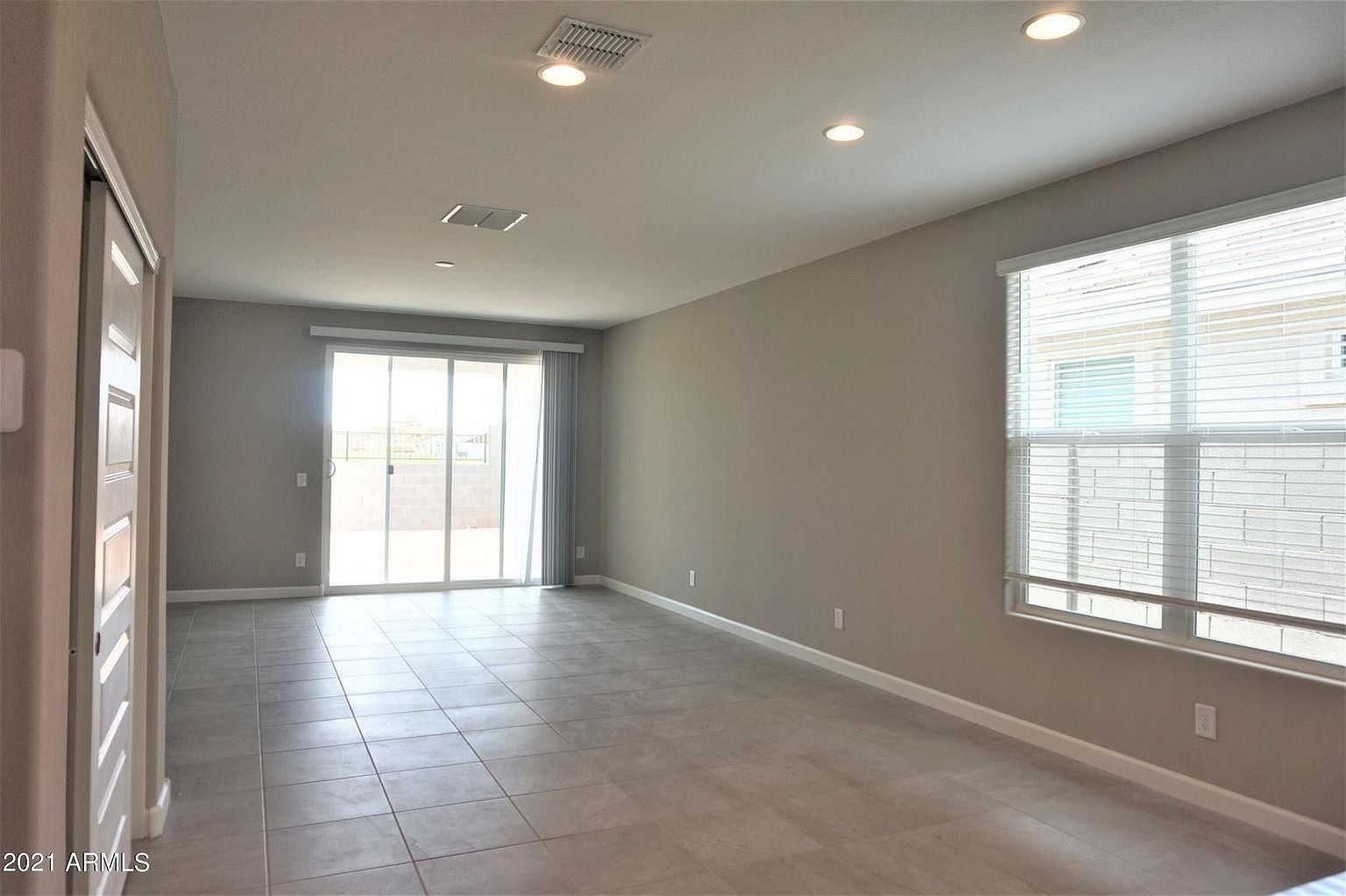4462 W Beverly Rd photo 5