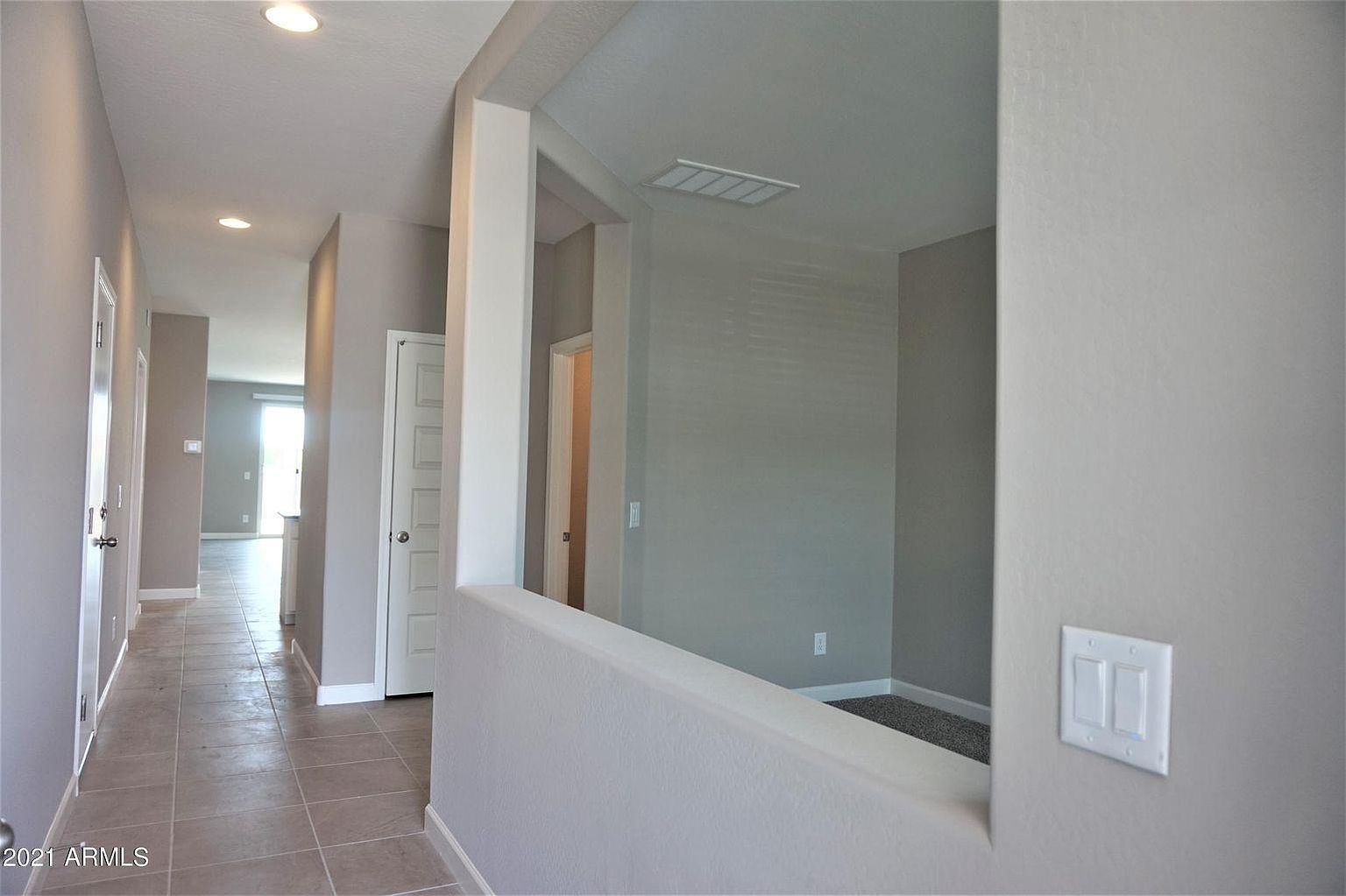 4462 W Beverly Rd photo 2