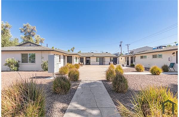 2539 W Pierson St photo 2