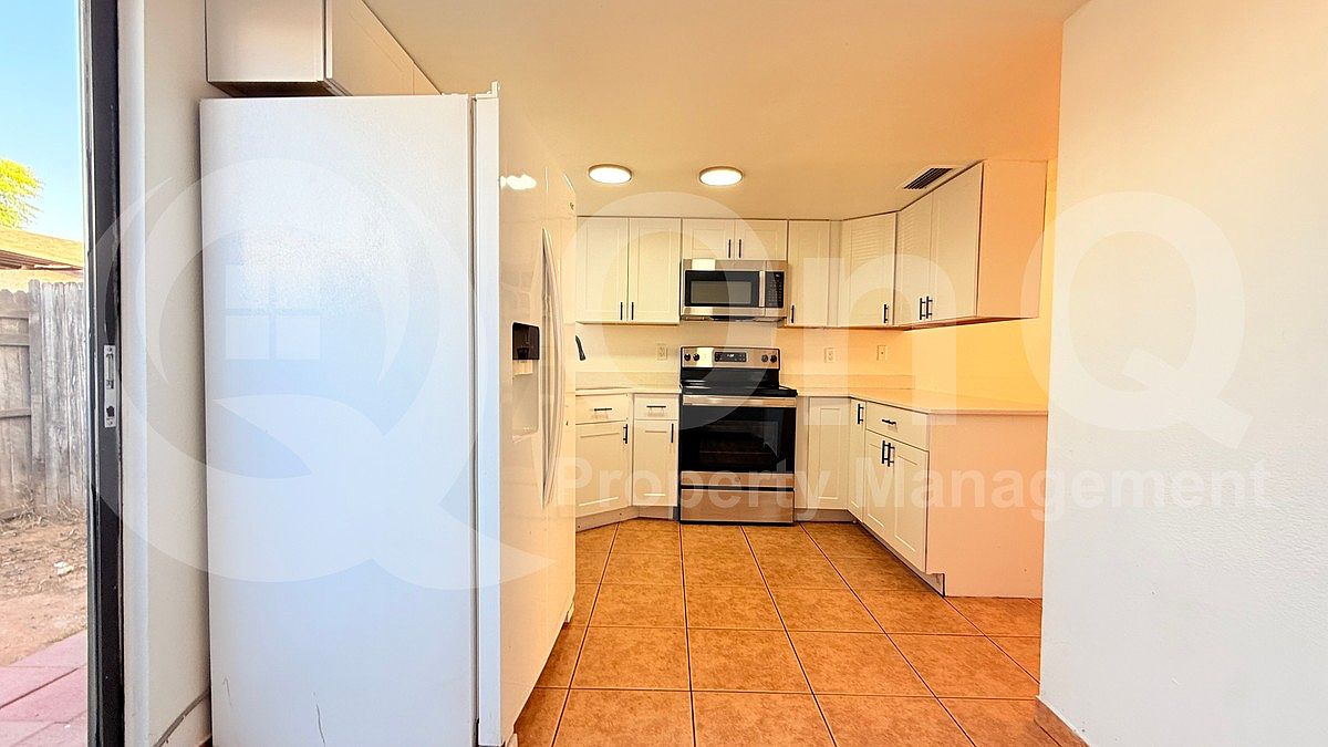 15601 N 30th St Phoenix, AZ 85032 photo 5