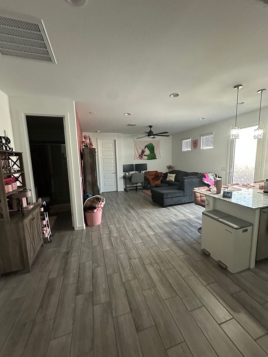 4128 E Austin Dr photo 2