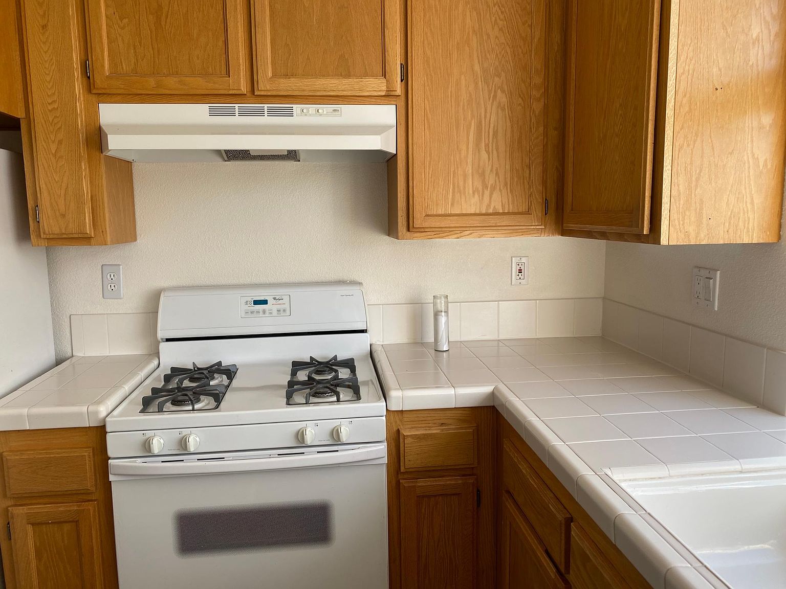 5525 Rainbow Cir photo 4