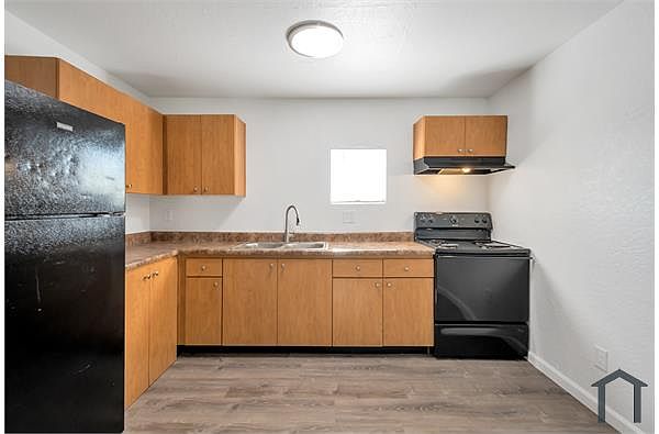 Starlight Apartments