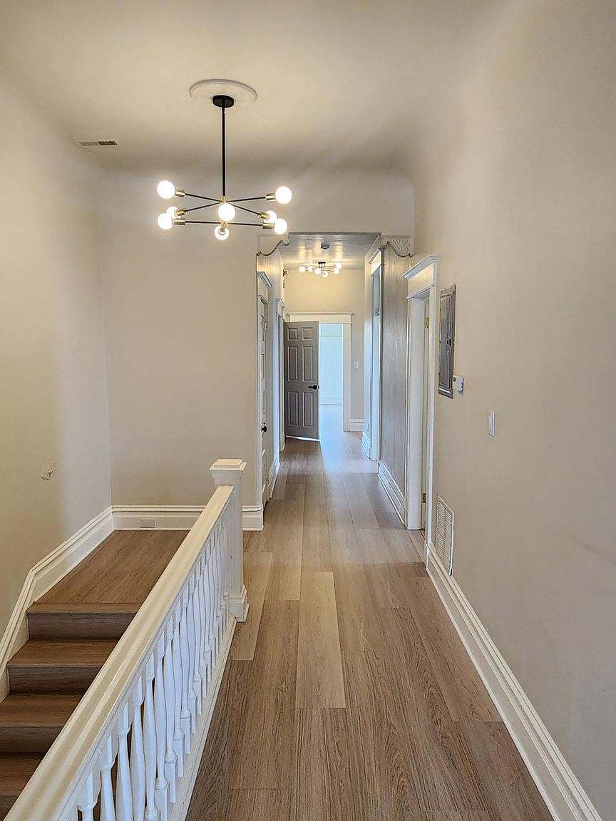 427 4th Ave photo 4