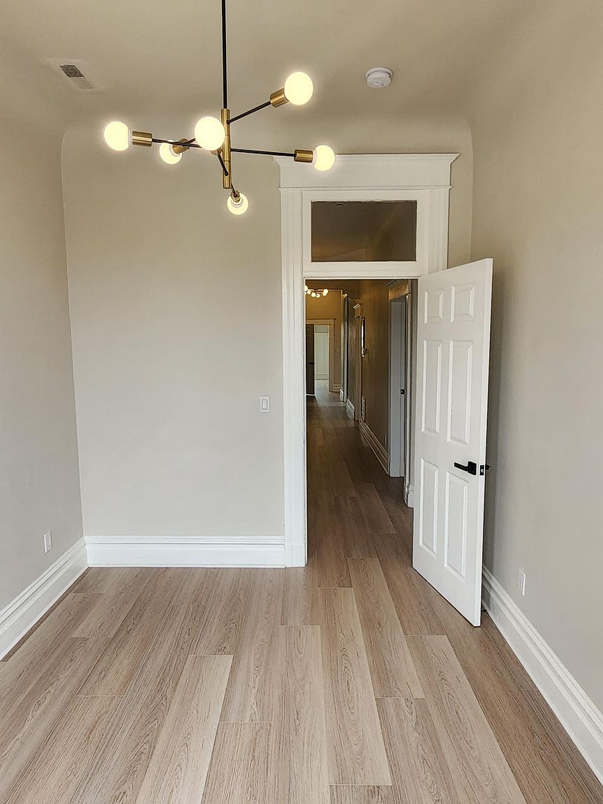 427 4th Ave photo 3