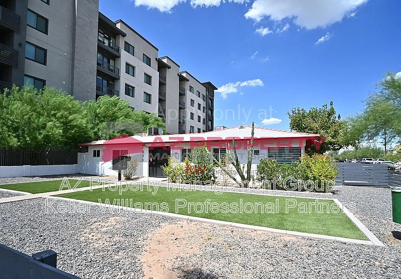 338 East Portland Street, Phoenix, AZ 85004 photo 2
