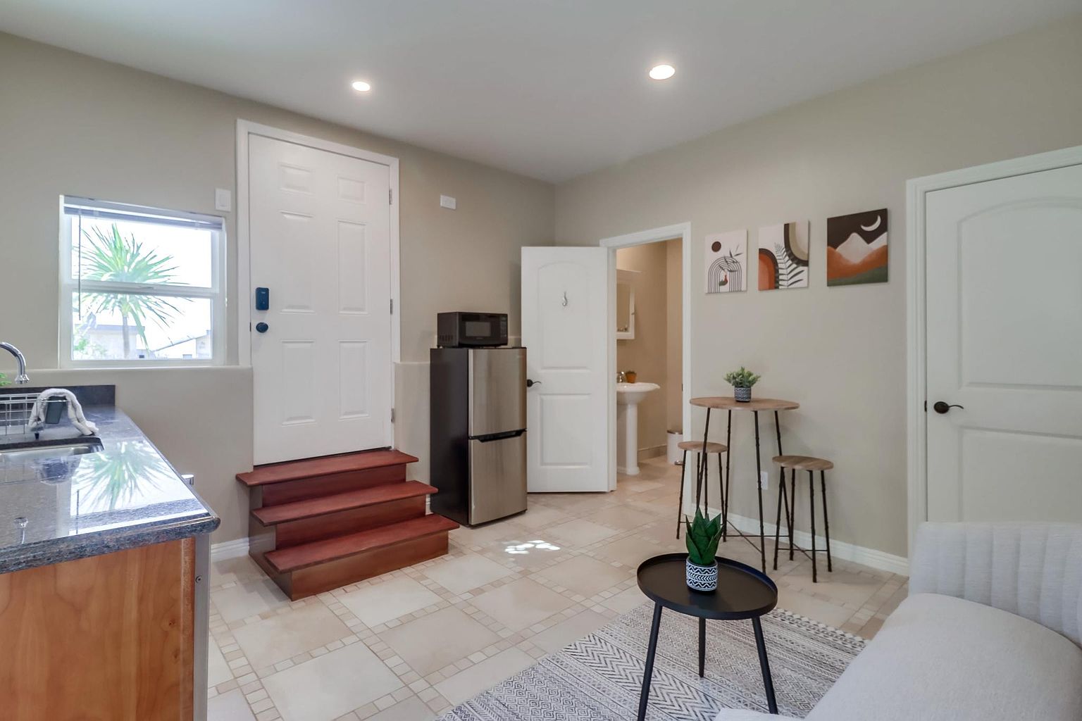 2581 Tokalon Ct photo 5