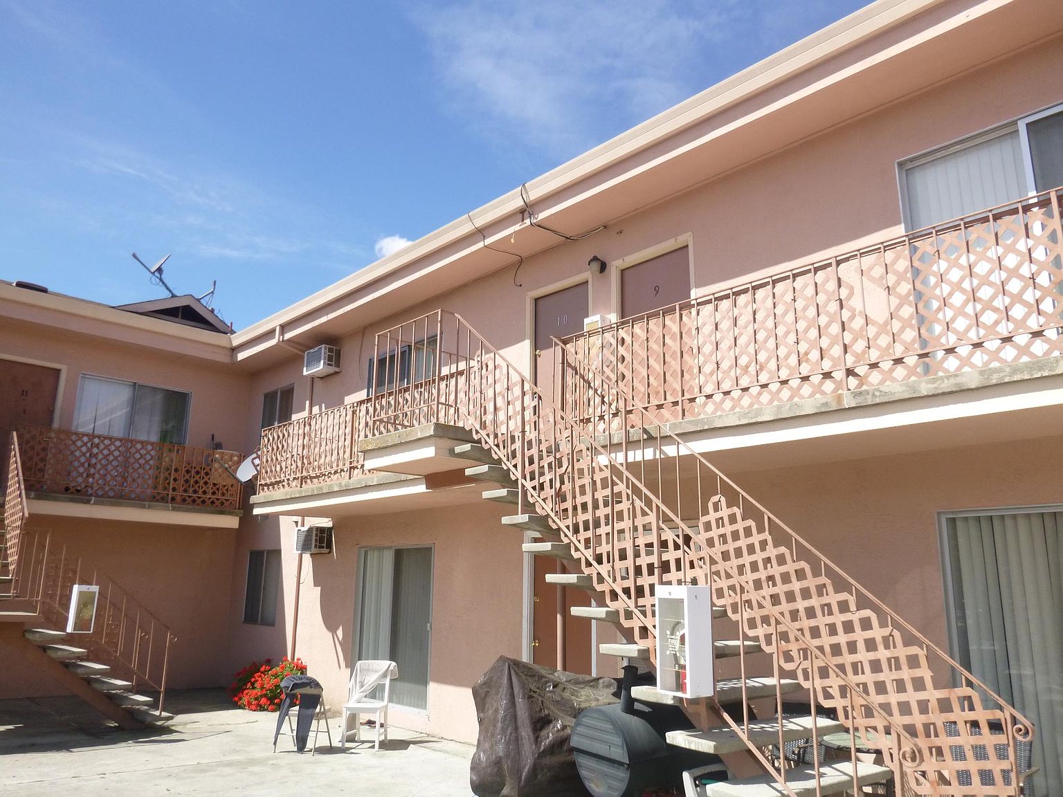 Apartments on Enos Way · Livermore photo 3