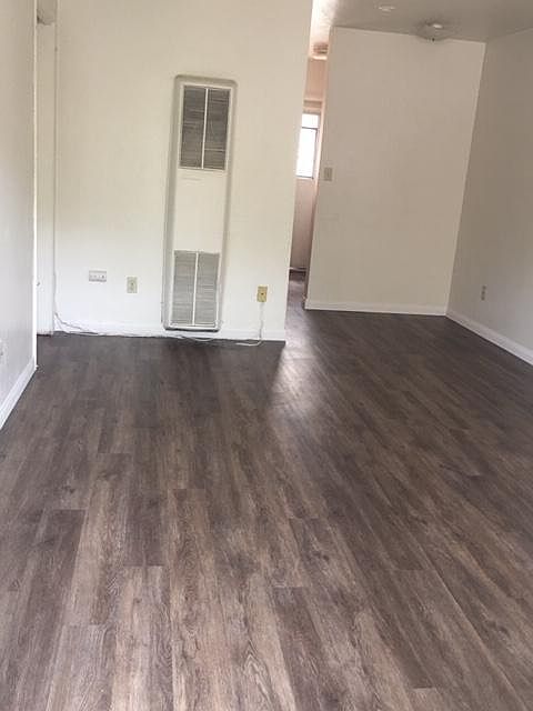 1827 Madison Ave photo 3