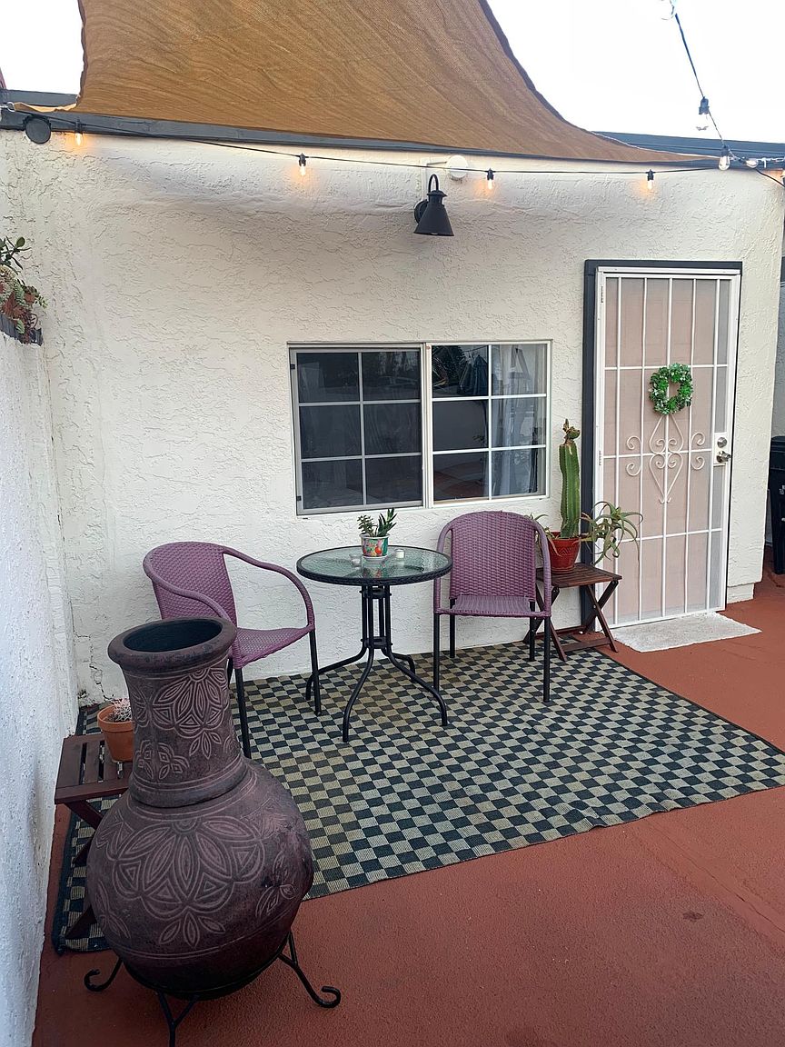 4094 Myrtle Ave photo 4