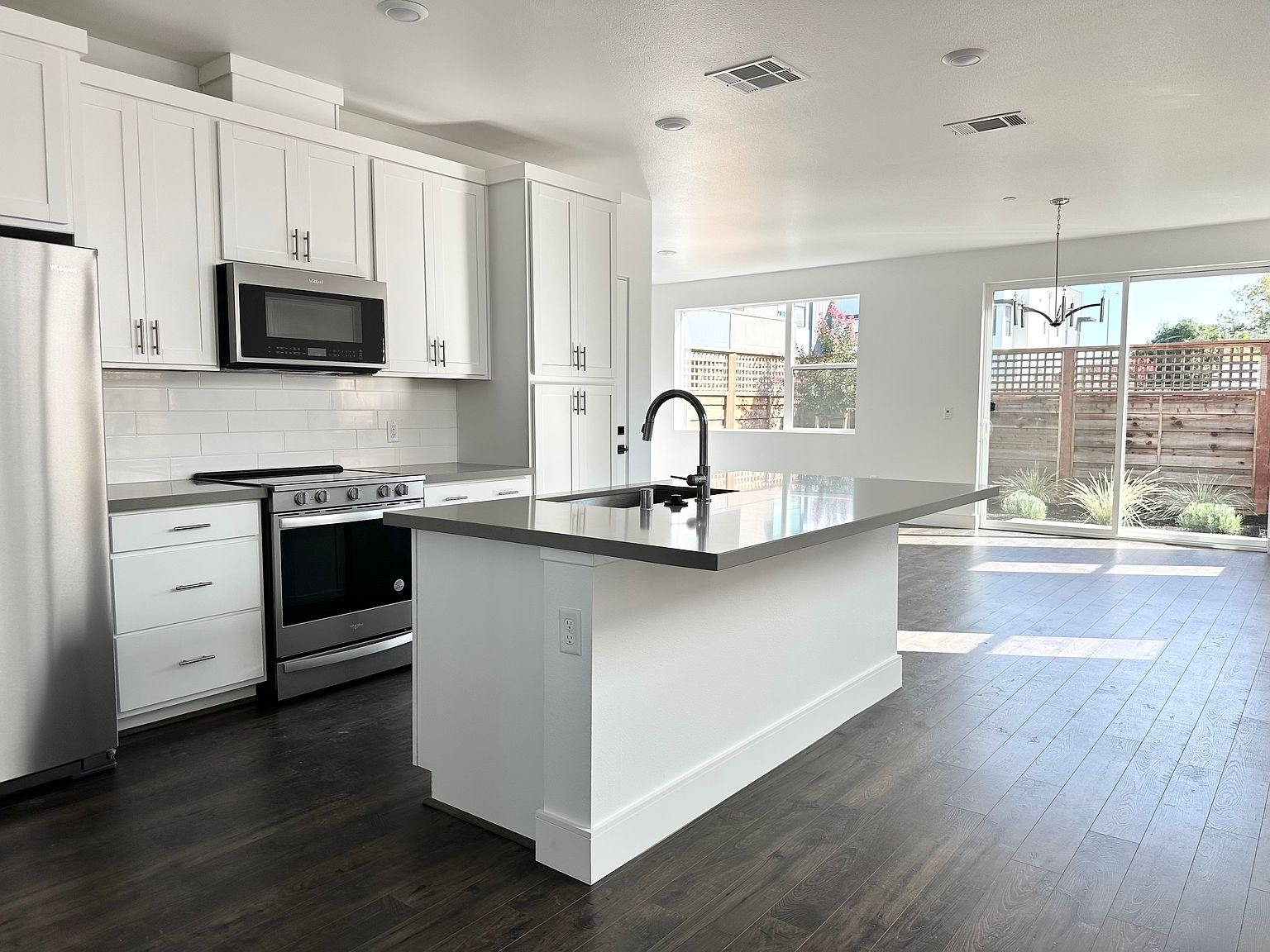 1620 Tecado Dr photo 5