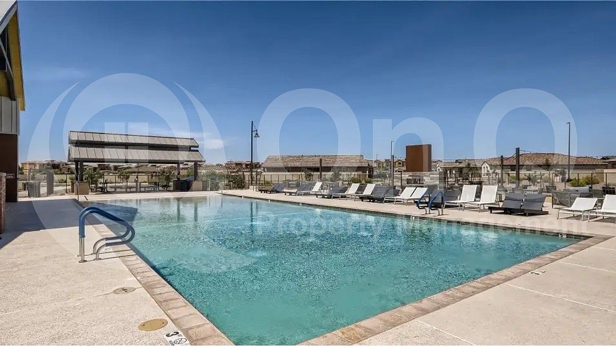 636 S Jacana Ln Gilbert, AZ 85296 photo 4