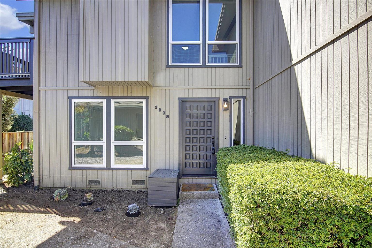 2038 Seascape Blvd photo 3