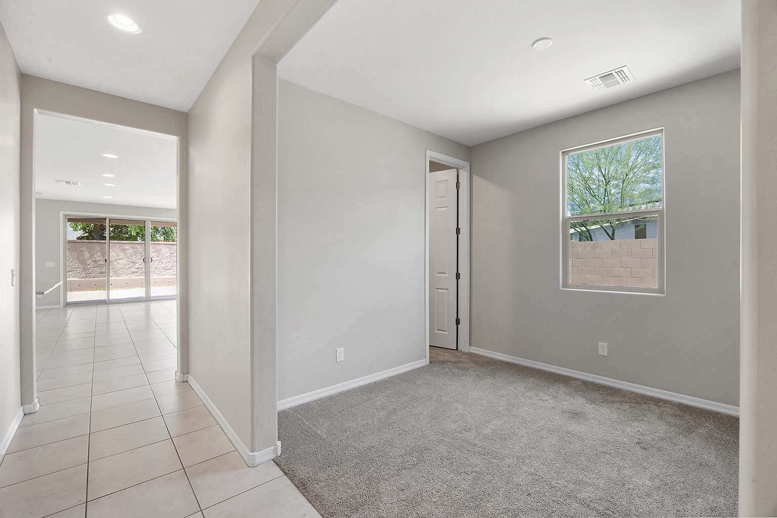 8944 N 180th Dr photo 4
