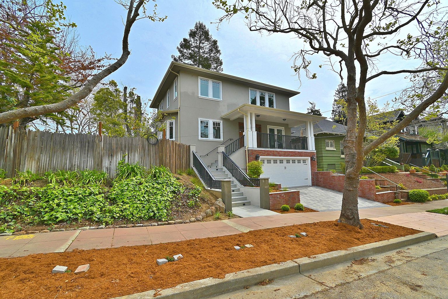 8 Bonita Ave photo 2