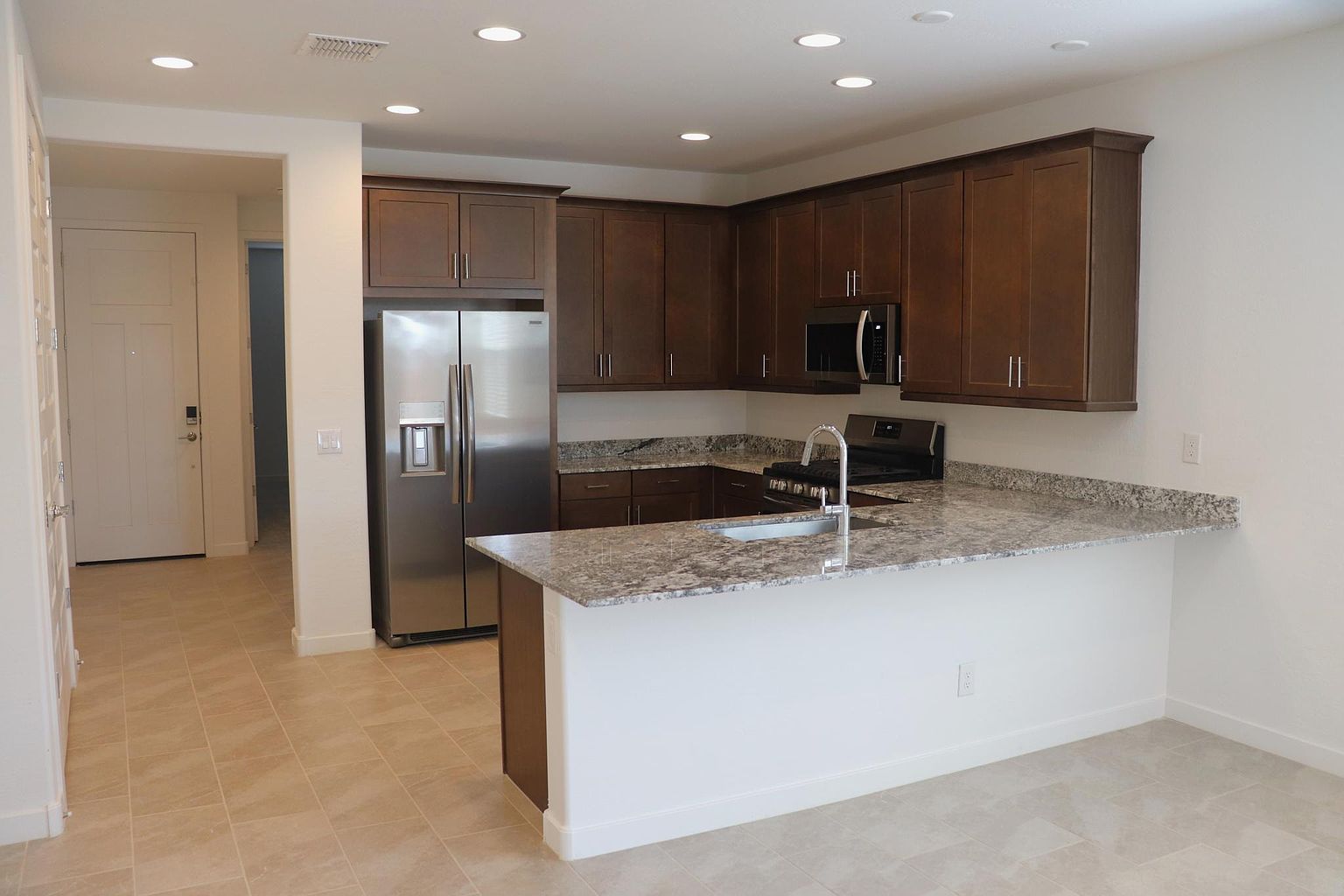 3576 E Ridley Rd photo 2