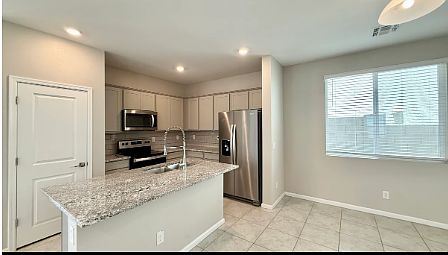 17381 W Daley Ln Surprise, AZ 85387 photo 4