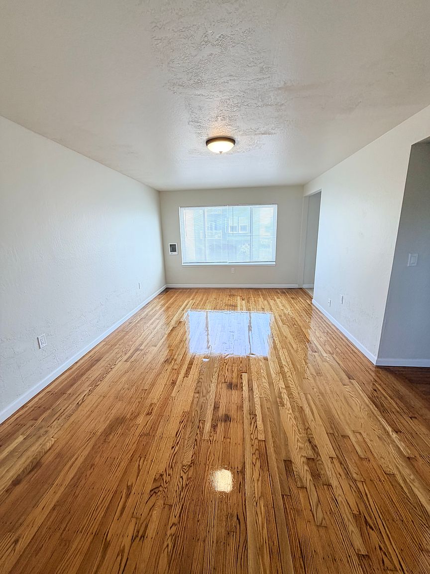Apartments on Moraga Street · San Francisco photo 2