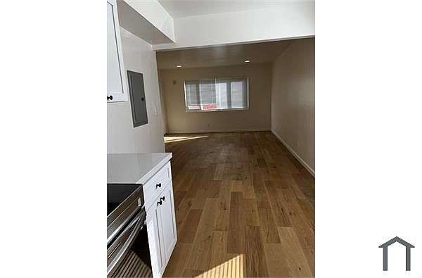 1501 51st Ave photo 3