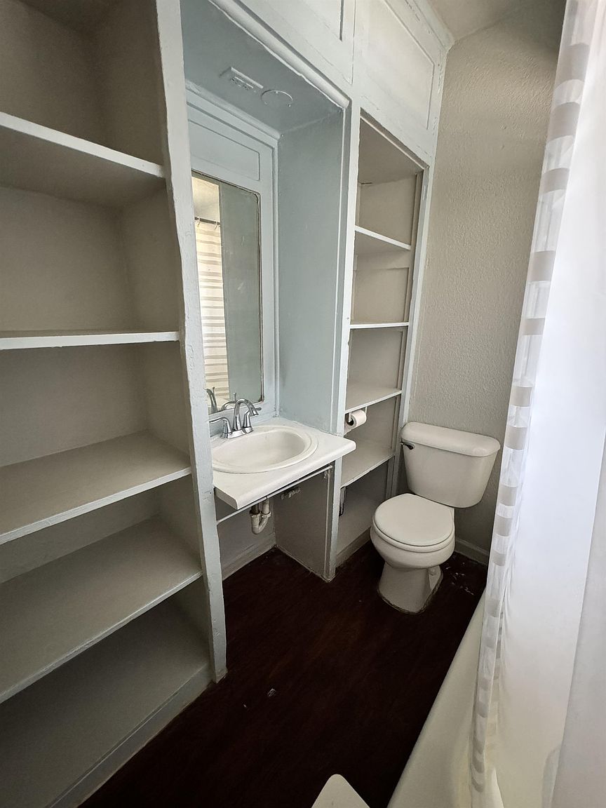 512 W Fillmore St unit # 3 photo 5